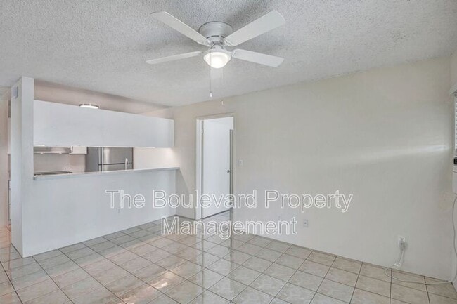 Building Photo - 91-1062-1062 Makaaloa St