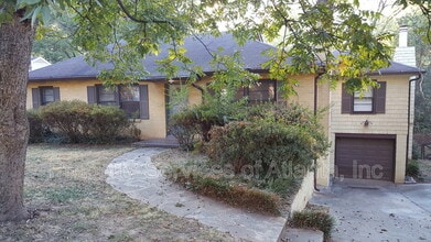 Building Photo - 2331 N Decatur Rd