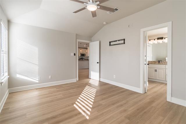 Building Photo - 205 Port Ingleside Dr