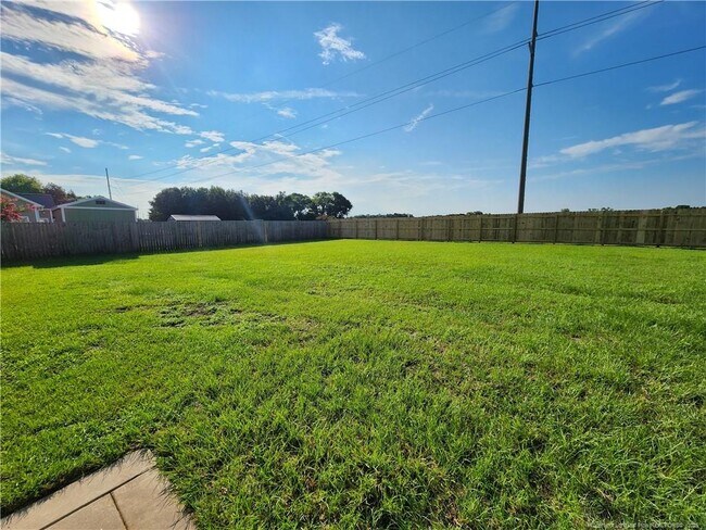 Building Photo - 2804 Ally Rayven Dr