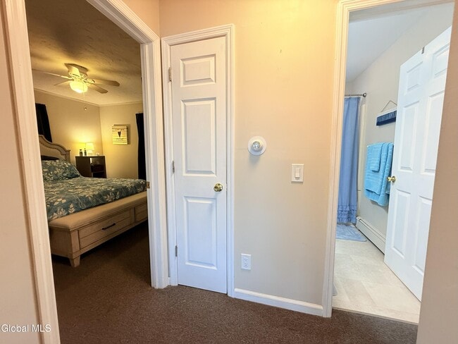 Building Photo - 23 Hillcrest Dr