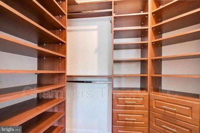 Building Photo - 12813 Fair Briar Ln