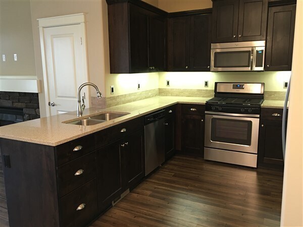 Building Photo - 3 Bedroom / 2.5 Bathroom - Pahlisch Homes ...