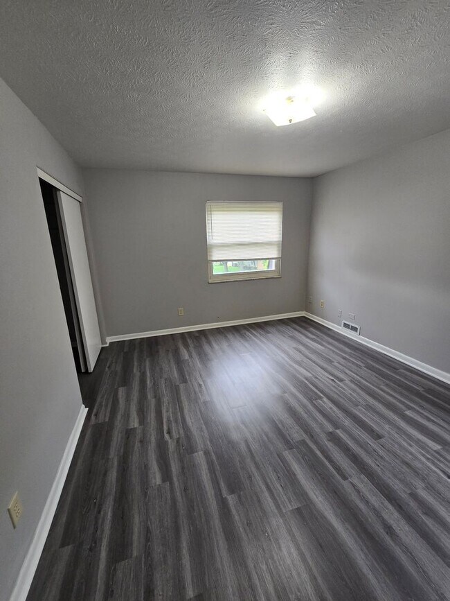 Building Photo - 3674-3680 SOUTH MCCARLEY DRIVE