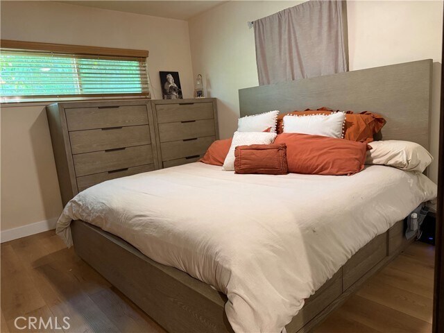 Building Photo - 9406 Rose Ave