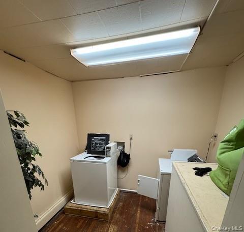 Building Photo - 282 Main St