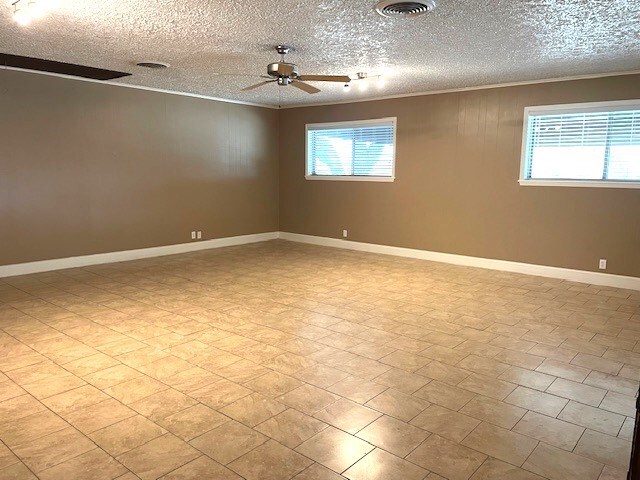 Building Photo - 2026A Junction Hwy