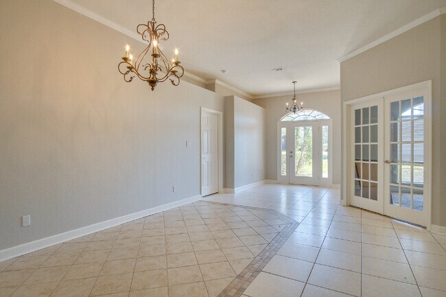 Building Photo - Spacious Pace Home with Office, Fireplace ...