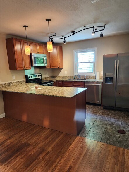 Building Photo - 4207 DuPont St