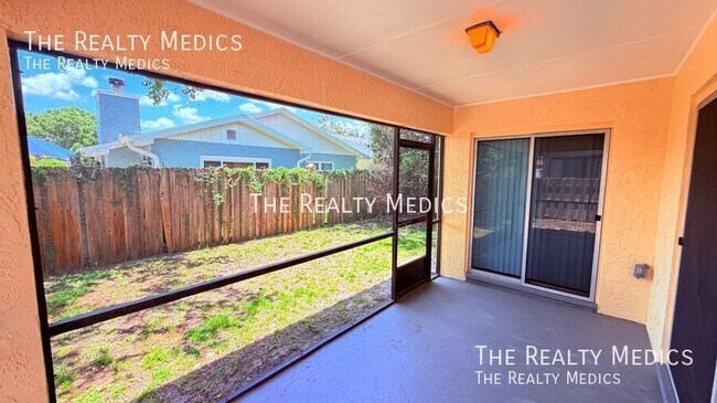 Building Photo - 10609 Wyndcliff Dr