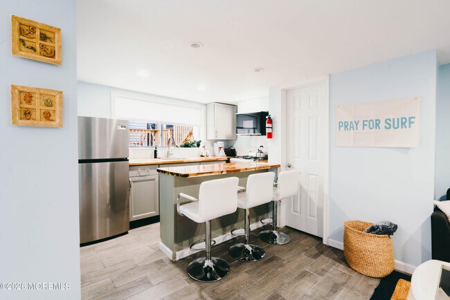 Building Photo - 13 Decatur Ave