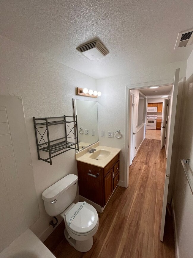 Building Photo - Snag This Rare Gem! 3 Bed, 2 Bath Ranch on a Large Lot