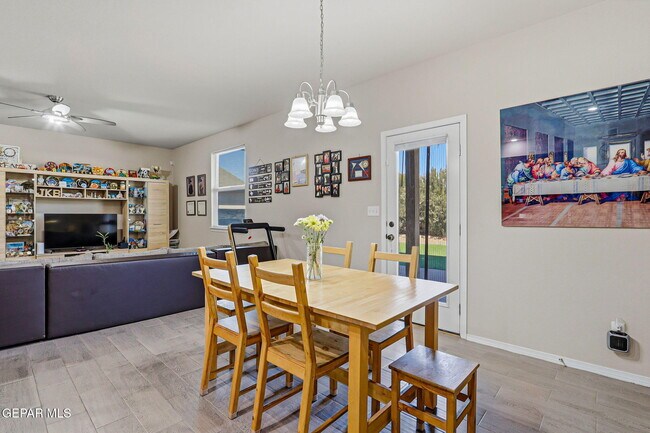 Building Photo - 14805 Ava Leigh