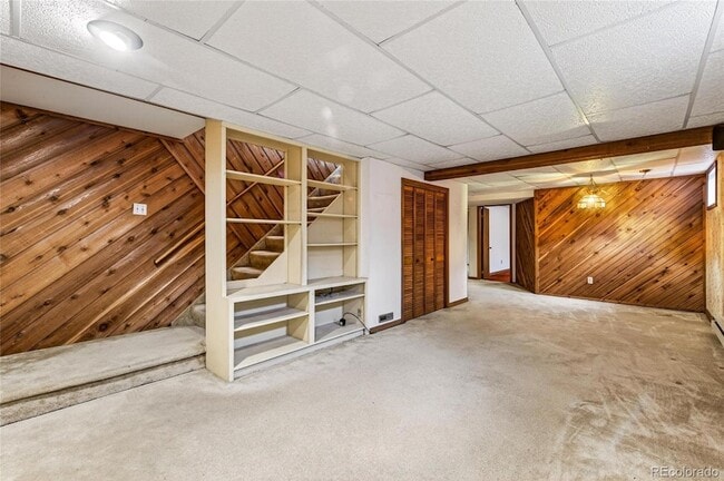 Building Photo - 631 Devinney Ct