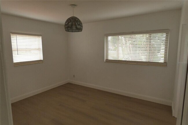 Building Photo - 8468 7th Way N