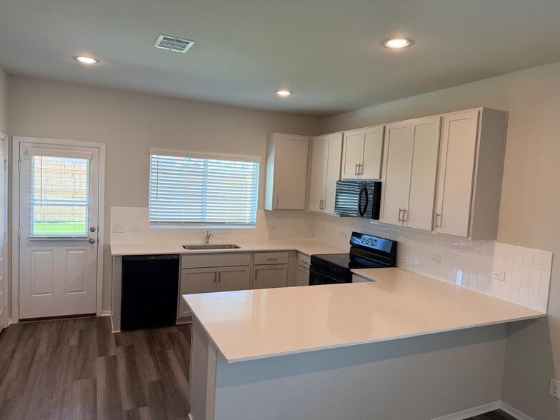 Building Photo - 13312 Underbank Rd