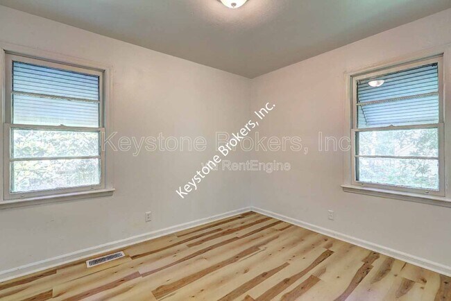 Building Photo - 3495 Charleston Cir