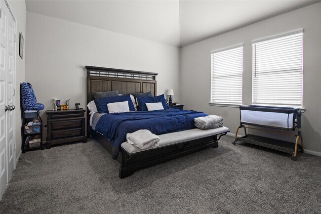 Building Photo - 622 Little Cypress Ln