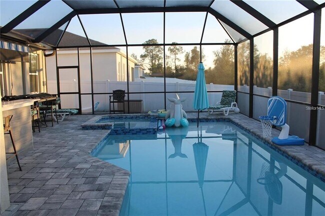 Building Photo - 6005 113th Terrace E