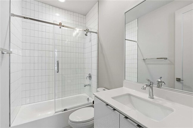 Building Photo - 115 Cityview Ct NE