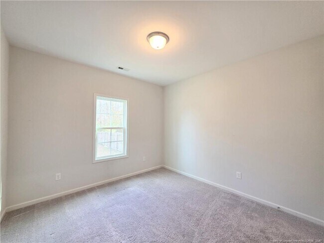 Building Photo - 245 Southern Pl