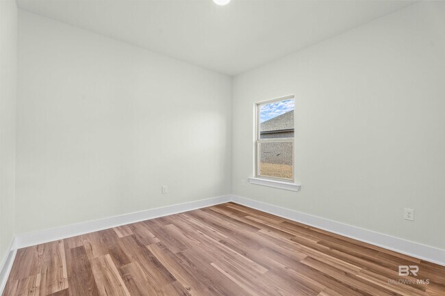 Building Photo - 10464 Winning Colors Trl