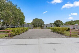 Building Photo - 5629 Taft St