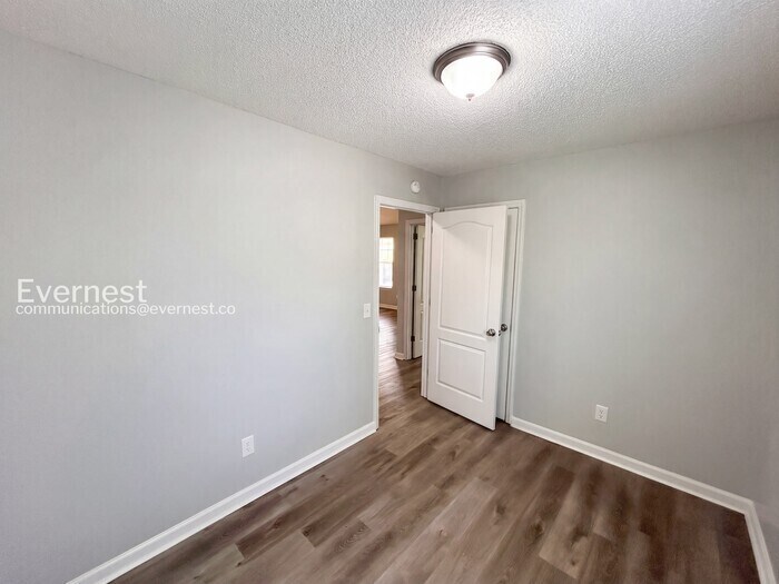 Building Photo - 1529 Ocoee Trail