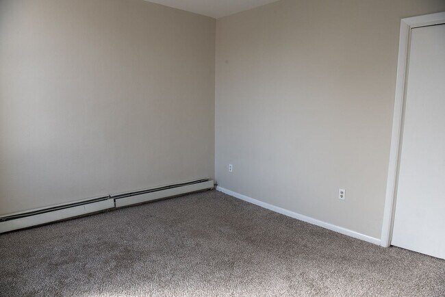 Building Photo - 1105 N 2nd St