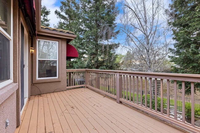 Building Photo - 5956 St Andrews Dr