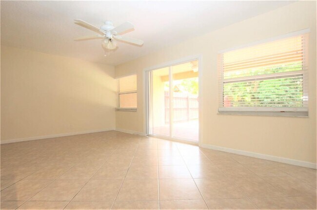 Building Photo - 4261 NW 110th Ave