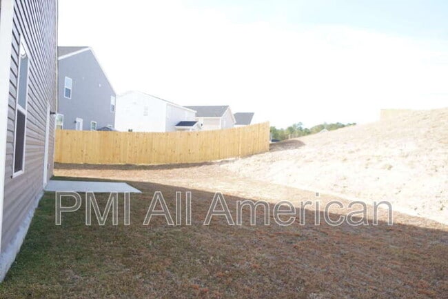 Building Photo - 289 Greenbay St