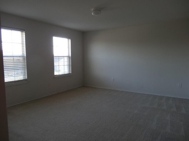 Building Photo - 4418 Windmill Run Dr