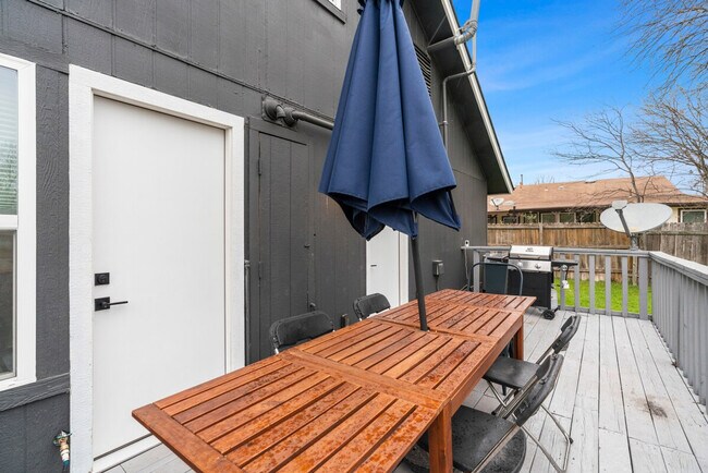 Building Photo - 12502 Brandywine Ct