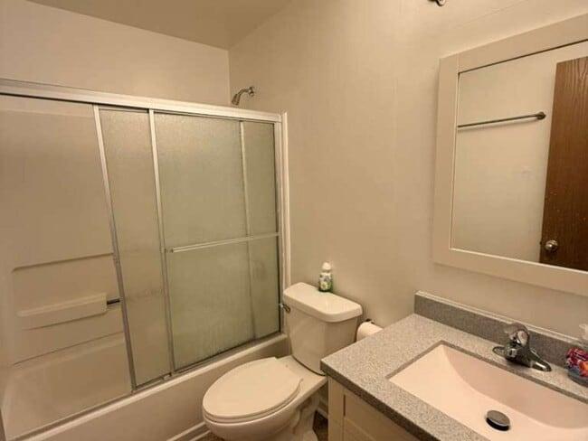 Building Photo - 345 Abington Woods Dr