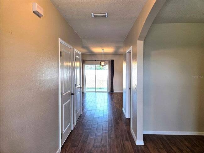 Building Photo - 109 Tierra Verde Way