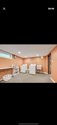 Building Photo - 6 Oak Grove Ln