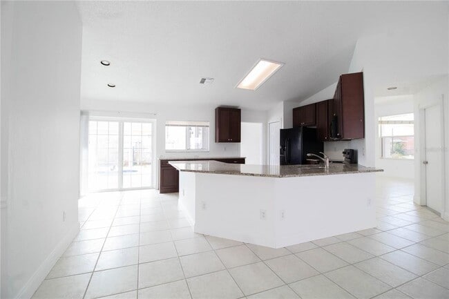 Building Photo - 2782 Picadilly Cir