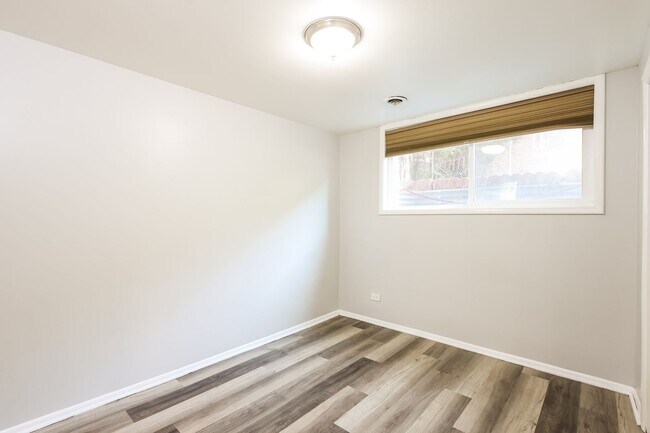 Building Photo - 2910 Orchard Cir