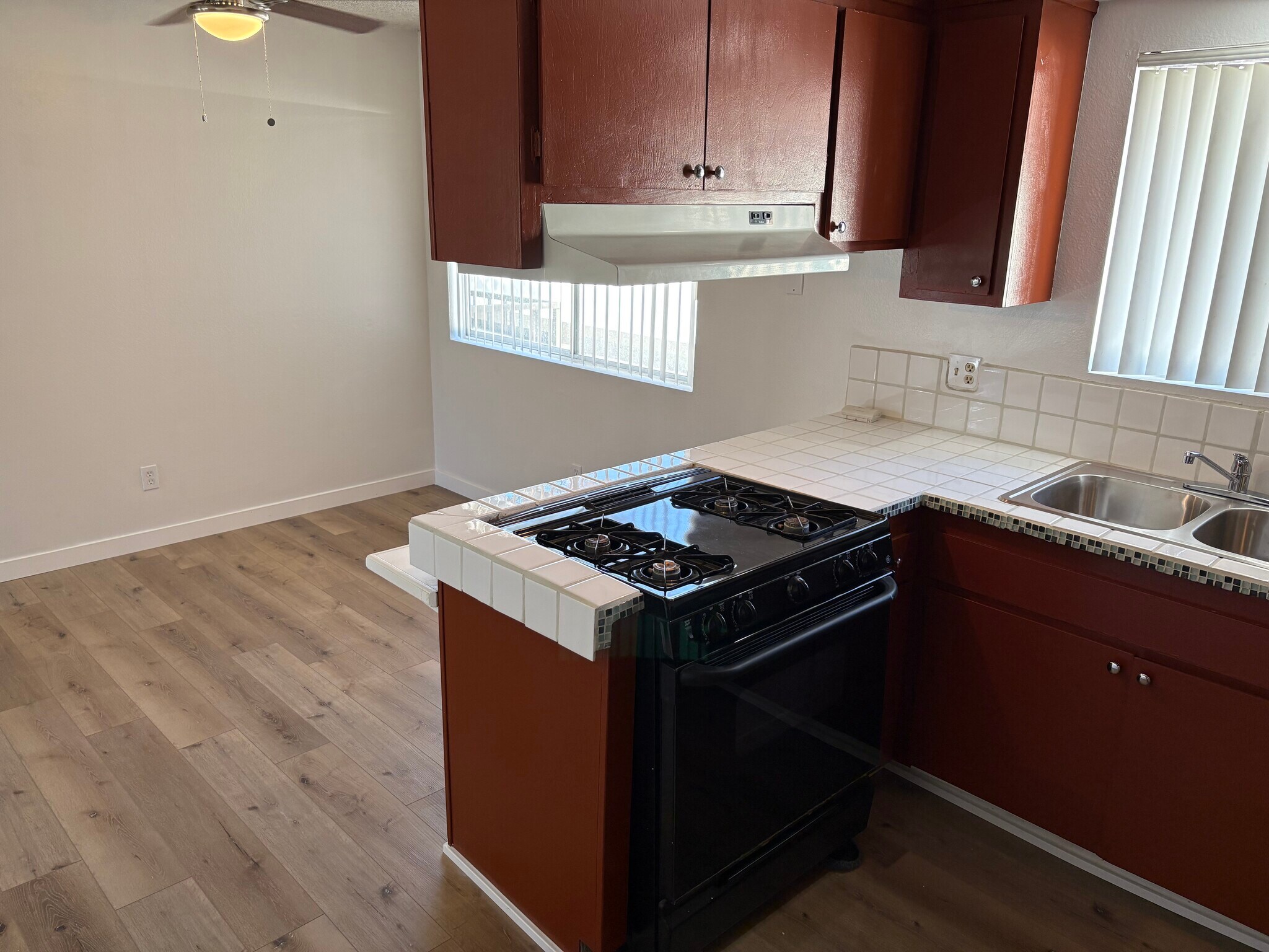 Building Photo - 2188 Via Robles