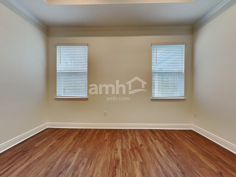 Building Photo - 6363 Emerald Hls Wy