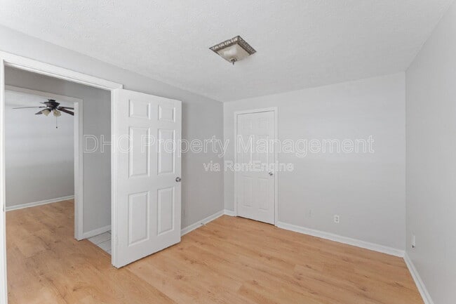 Building Photo - 195 Scott St NW