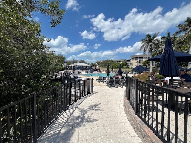 Building Photo - 340 Horse Creek Dr