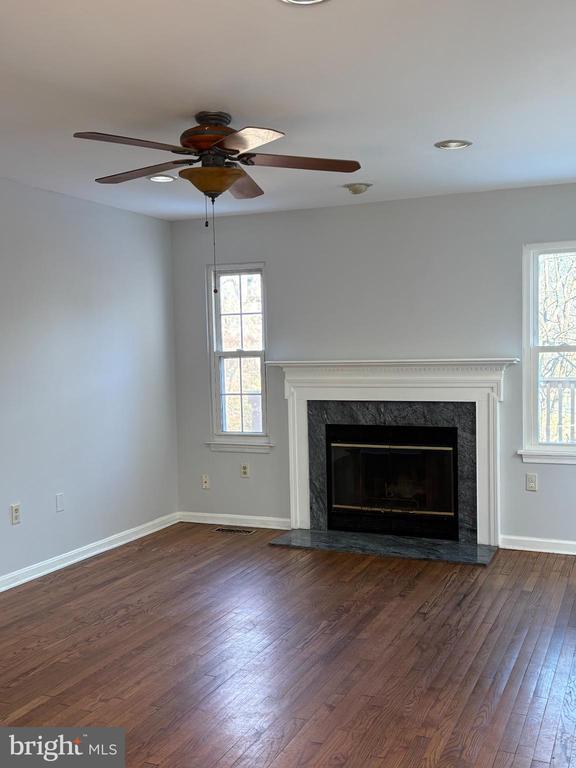 Building Photo - 2718 Hunters Gate Terrace