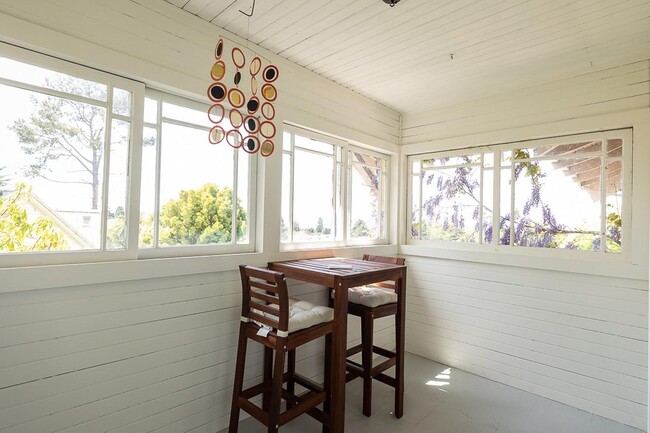 Building Photo - Spacious 3BR Home near parks & shops in North Berkeley