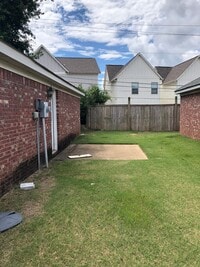 Building Photo - 101 Carrollton - available August 15, 2026