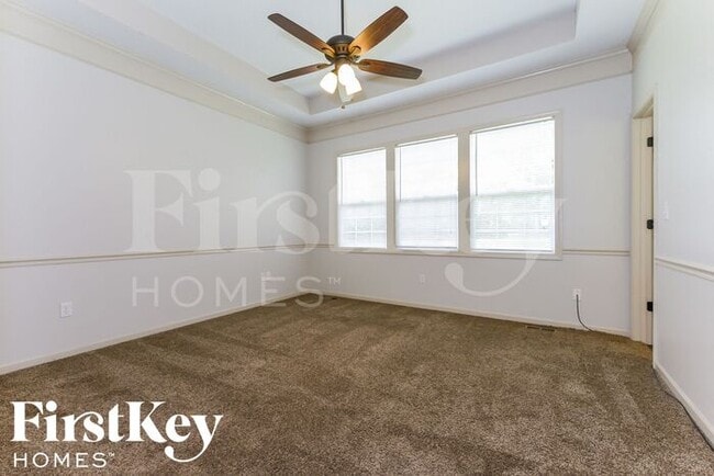 Building Photo - 14050 Drury Ct