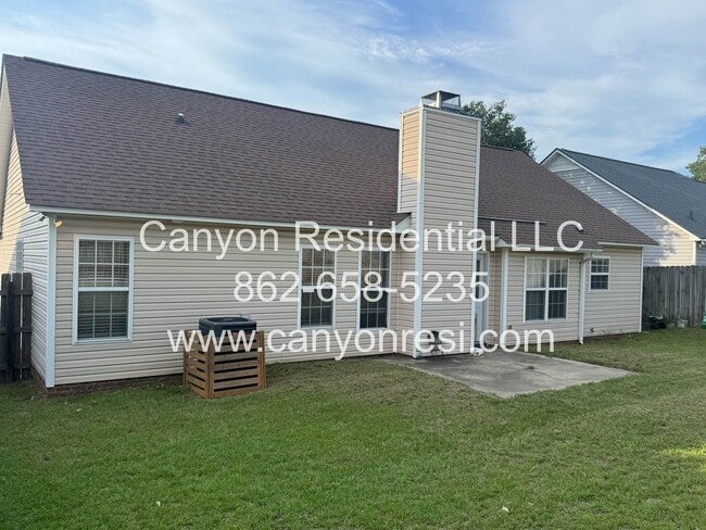 Building Photo - Spacious 3-Bedroom Home for Rent in Hope M...