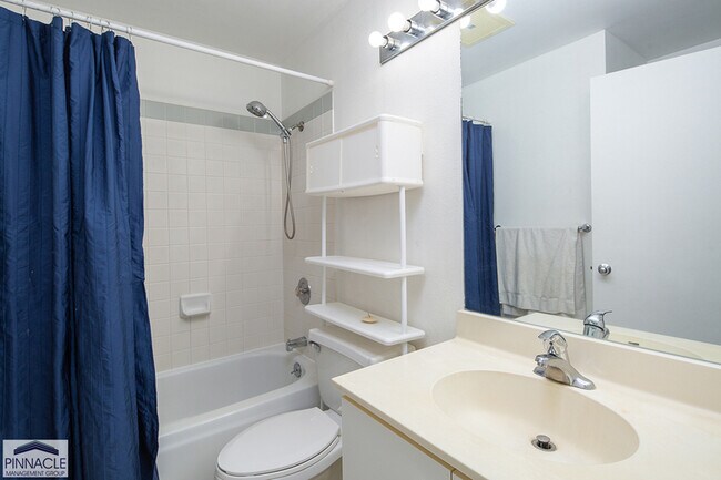 Building Photo - 94-213 Lumiaina Pl #C204