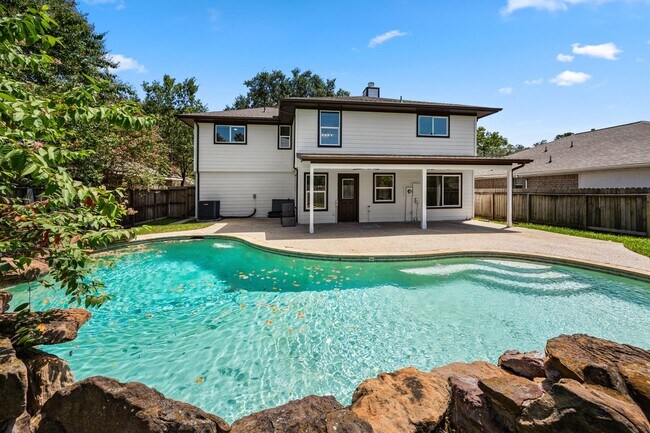 Building Photo - 14411 Golden Cypress Ln